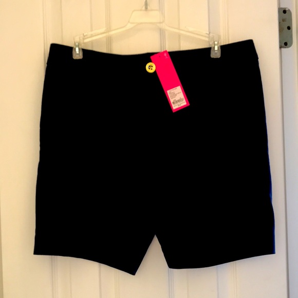 Lilly Pulitzer 7” Shara Mid-Rise Stretch Shorts - Picture 4 of 5